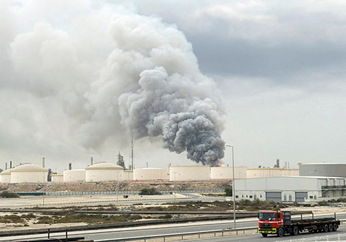 PE2005_Bahrainrefinrey.jpg